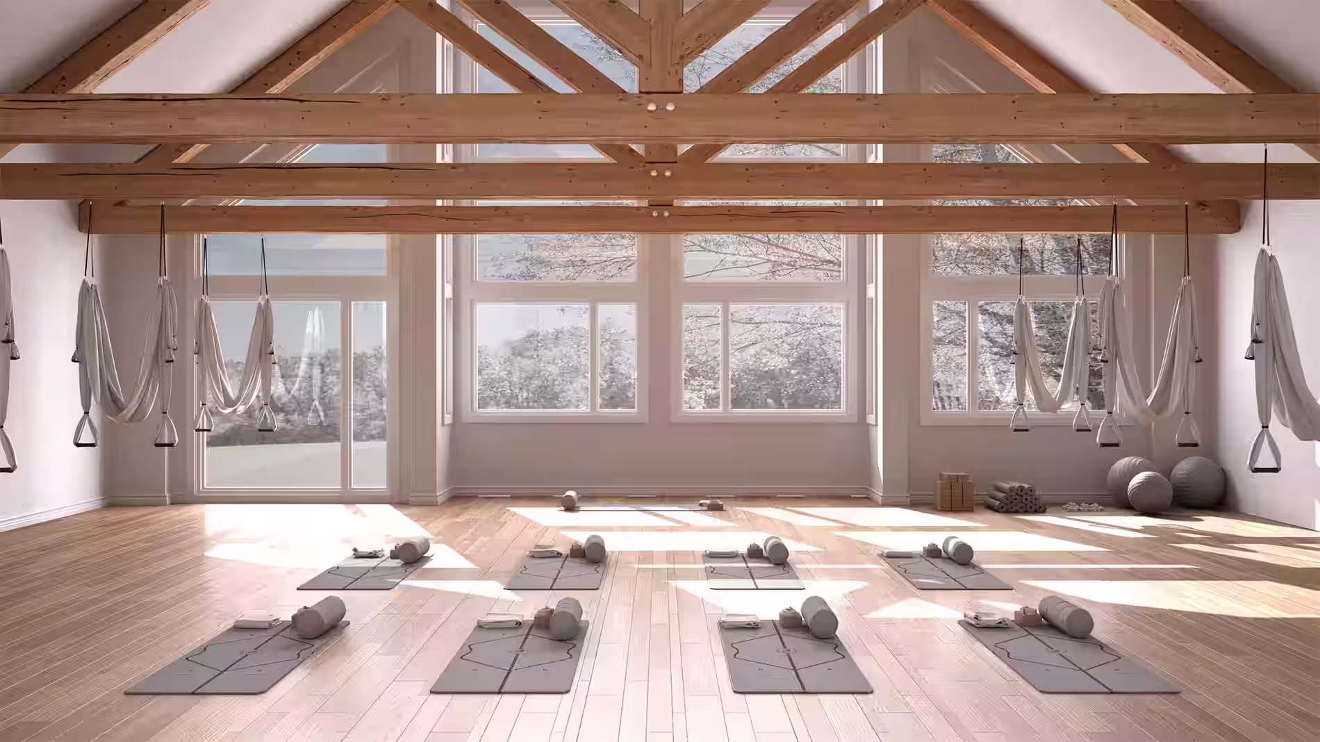 Une salle de yoga claire et lumineuse